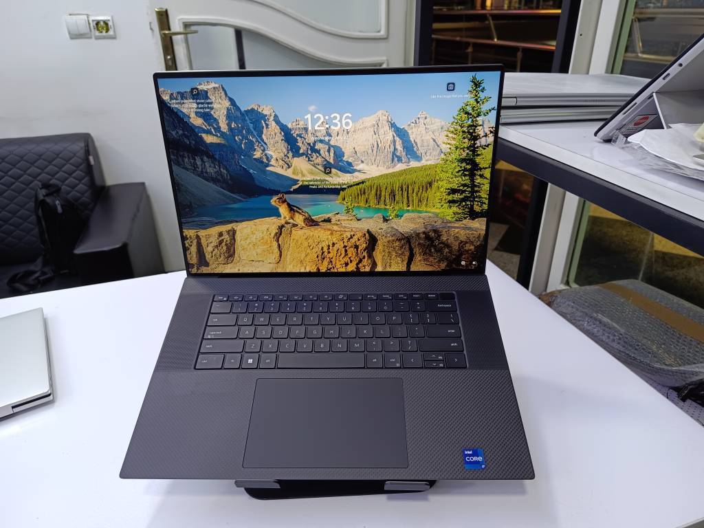 Dell XPS 17 9720