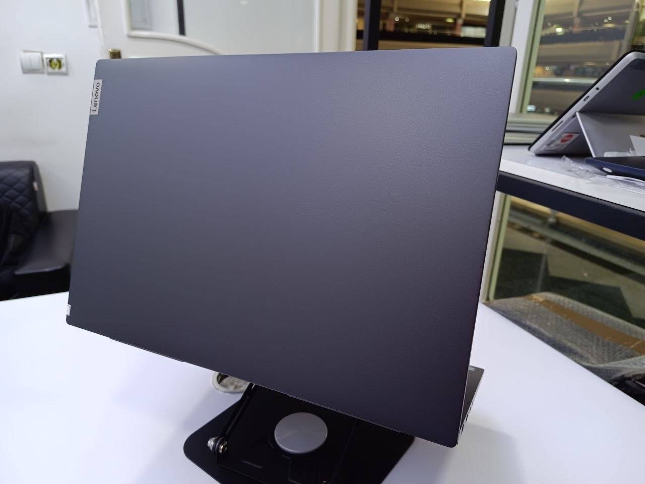 Lenovo Slim 7 16