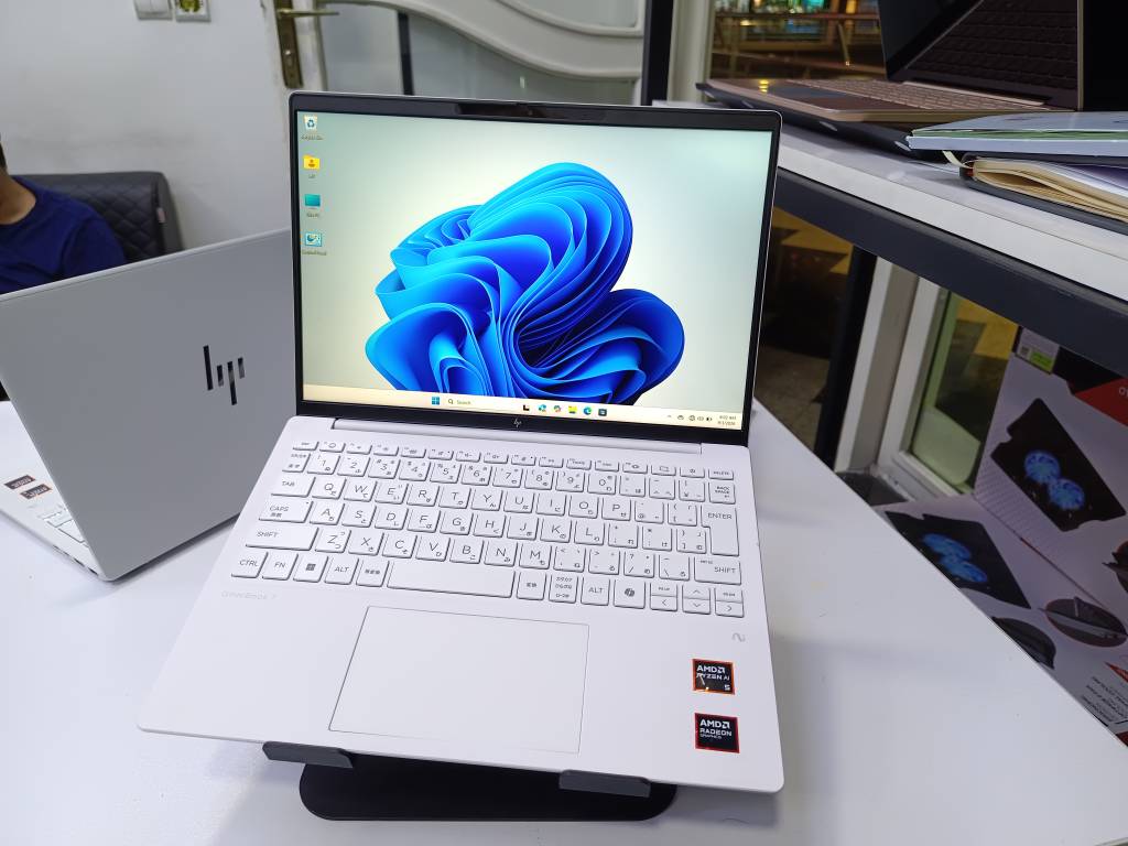 HP OmniBook 7 Aero 13 (2025)
